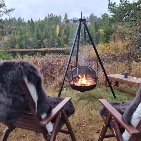 Ro I Sjelen. Til Leie Pa Skrim. * Omholt